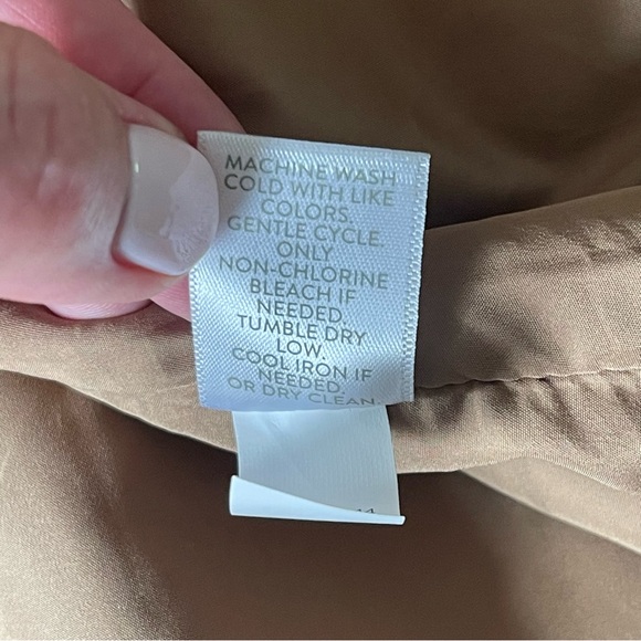 J. Jill Camel Mid-Length Button Front Vented/Pleated Back Coat (2X) - Picture 13 of 13